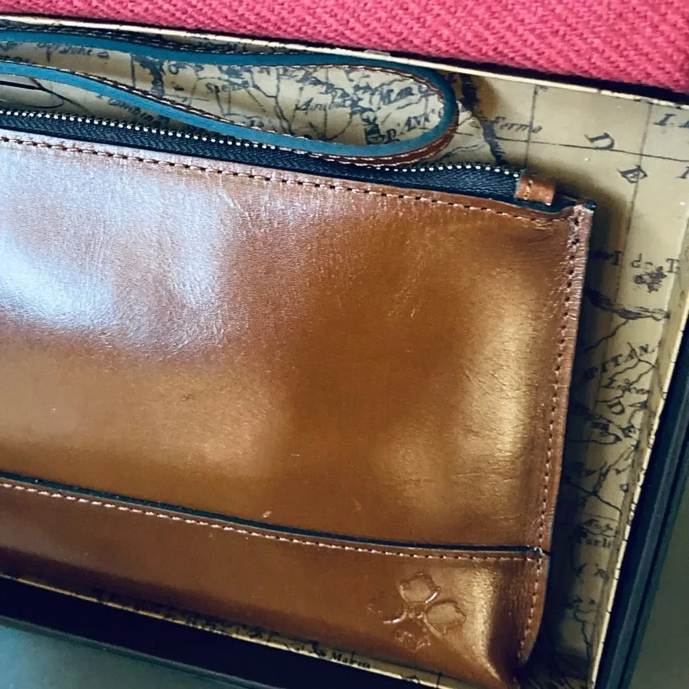NWT Patricia Nash Leather Wristlet Bag & Luxurious Pink Scarf Gift Set